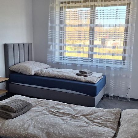 Apartament Wiadukt 볼레스와비에츠 외부 사진
