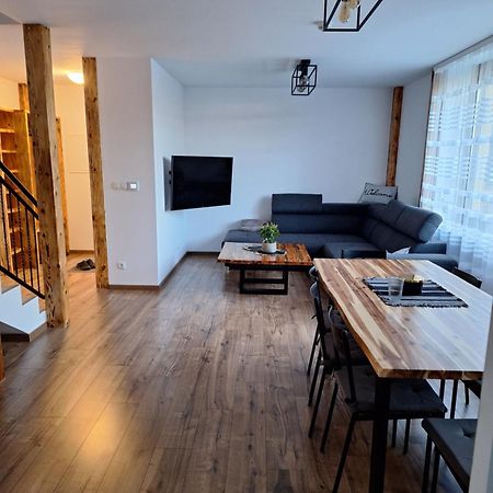 Apartament Wiadukt 볼레스와비에츠 외부 사진