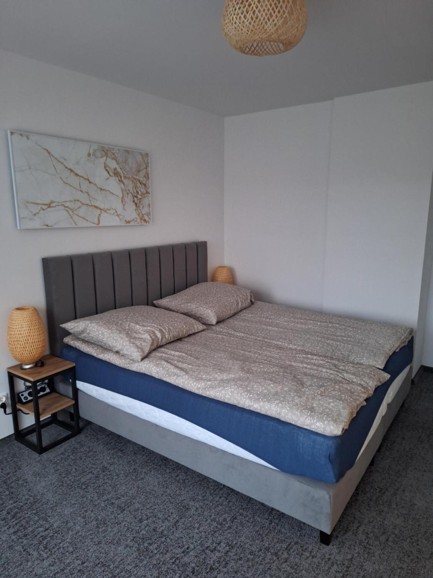 Apartament Wiadukt 볼레스와비에츠 외부 사진
