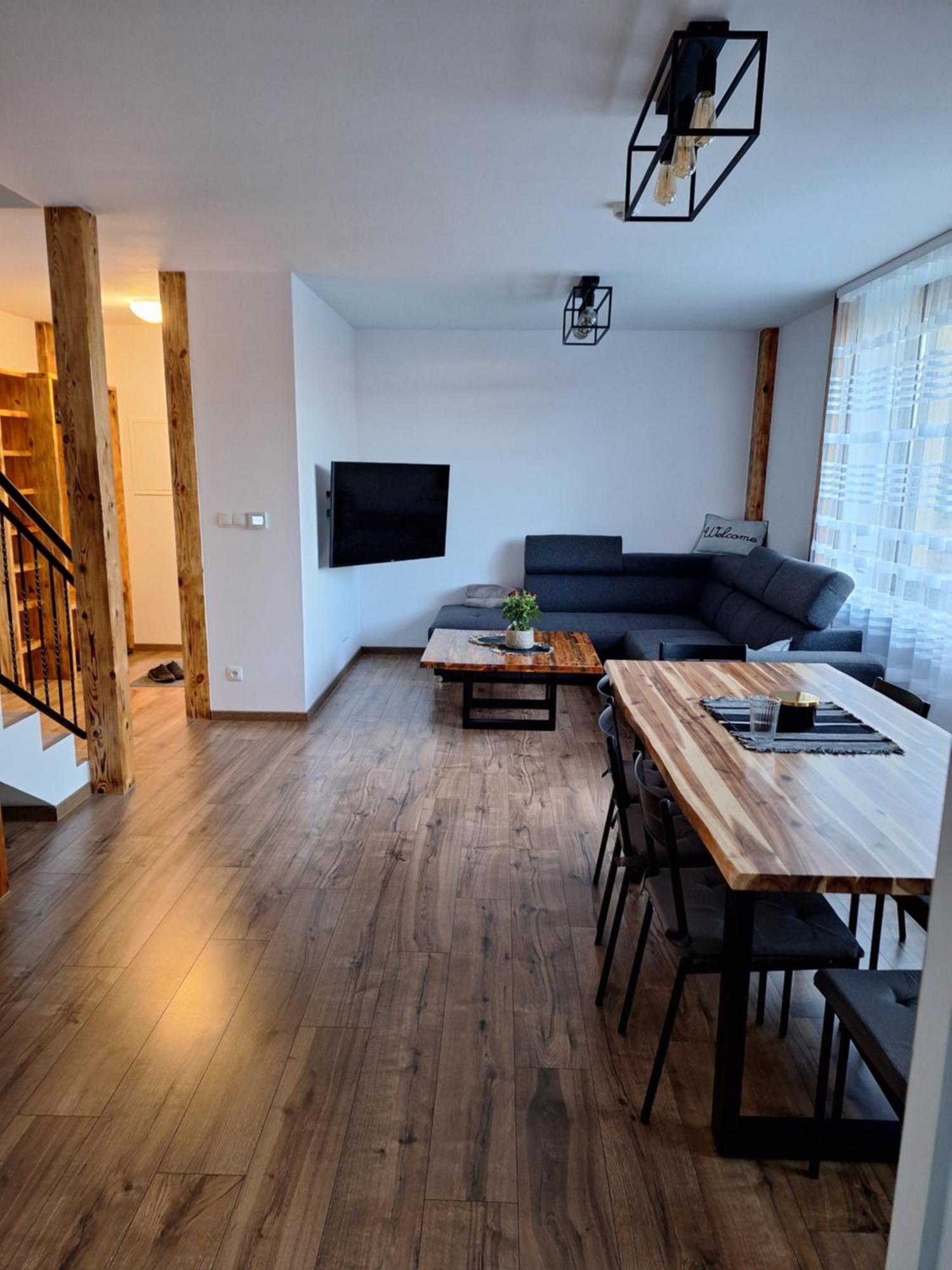 Apartament Wiadukt 볼레스와비에츠 외부 사진
