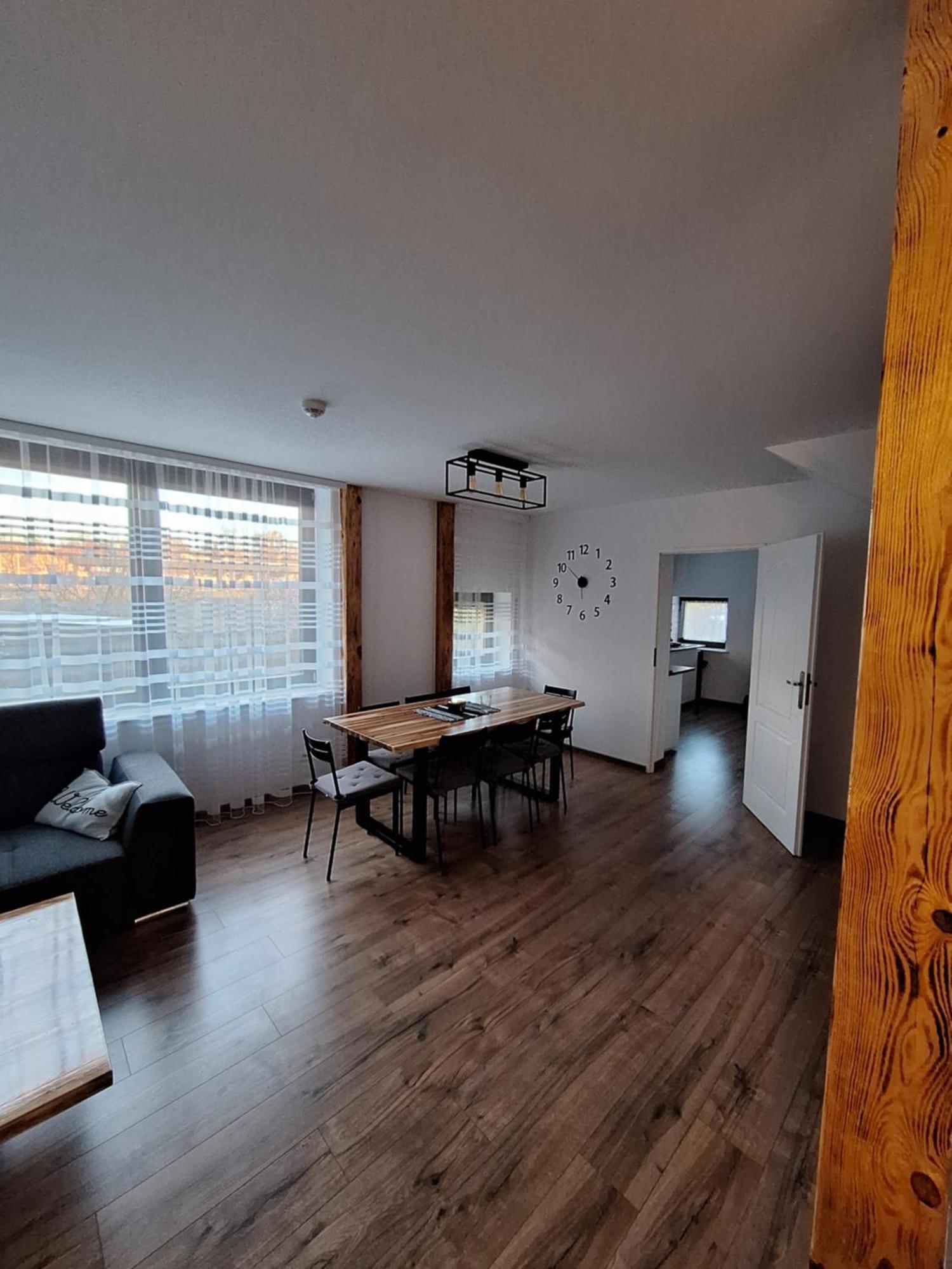 Apartament Wiadukt 볼레스와비에츠 외부 사진